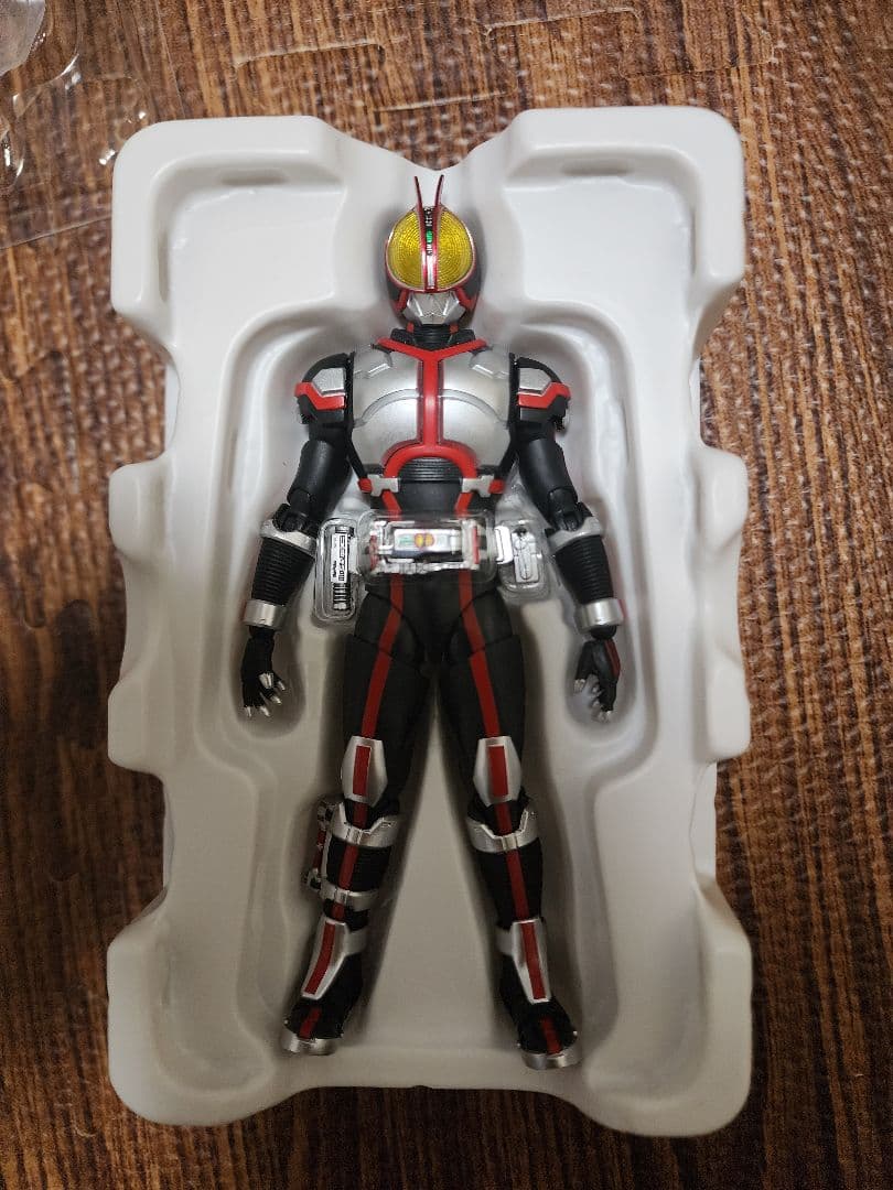 仮面ライダーファイズ S.H.Figuarts 真骨彫製法　仮面ライダー555