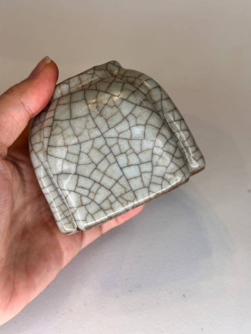 中国 宋代 哥窯 水盂 小壺形 開片釉 古陶磁 文房具 時代物 骨董品
