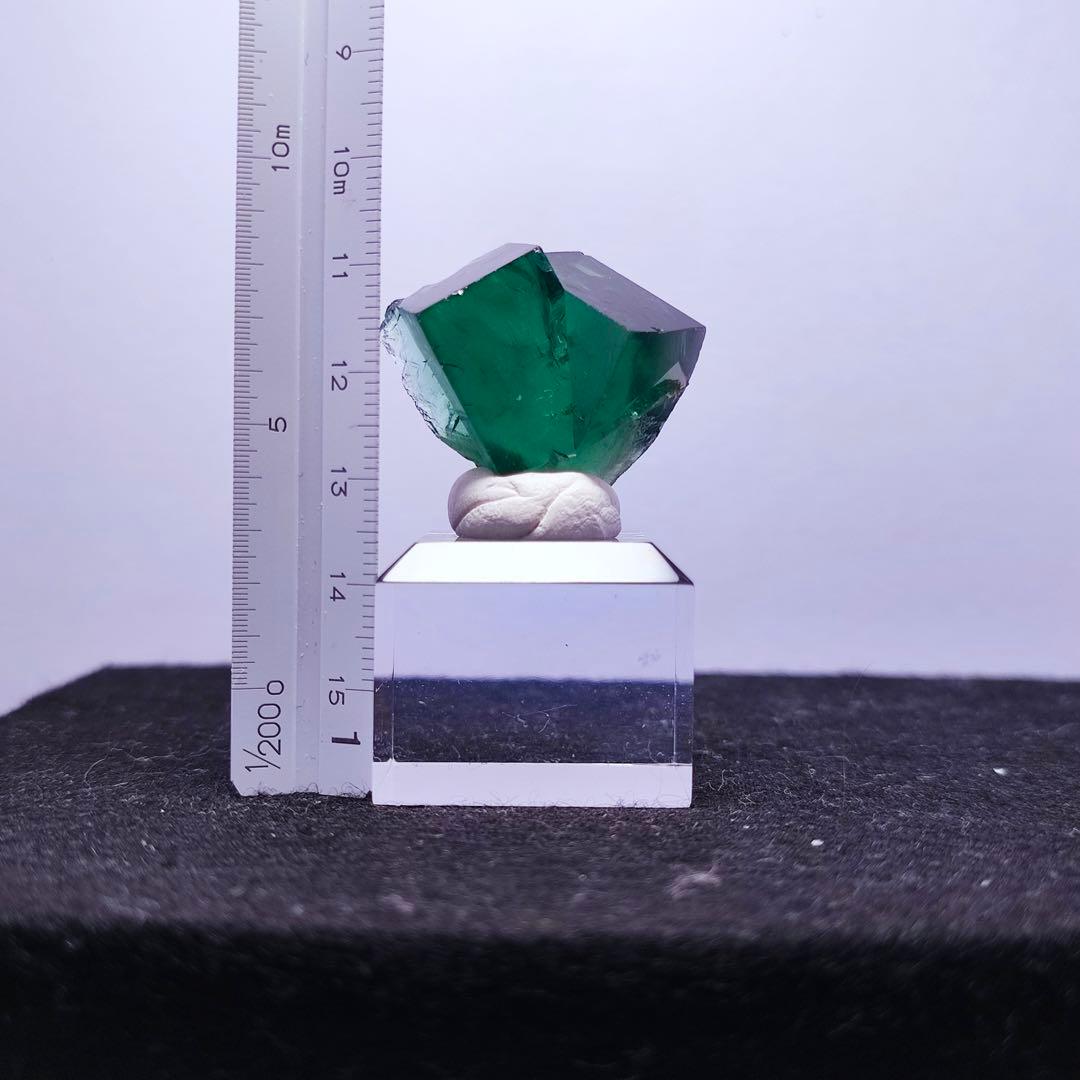 う*う様 136 UK ロジャリー鉱山 50-Year Pocket フローライ