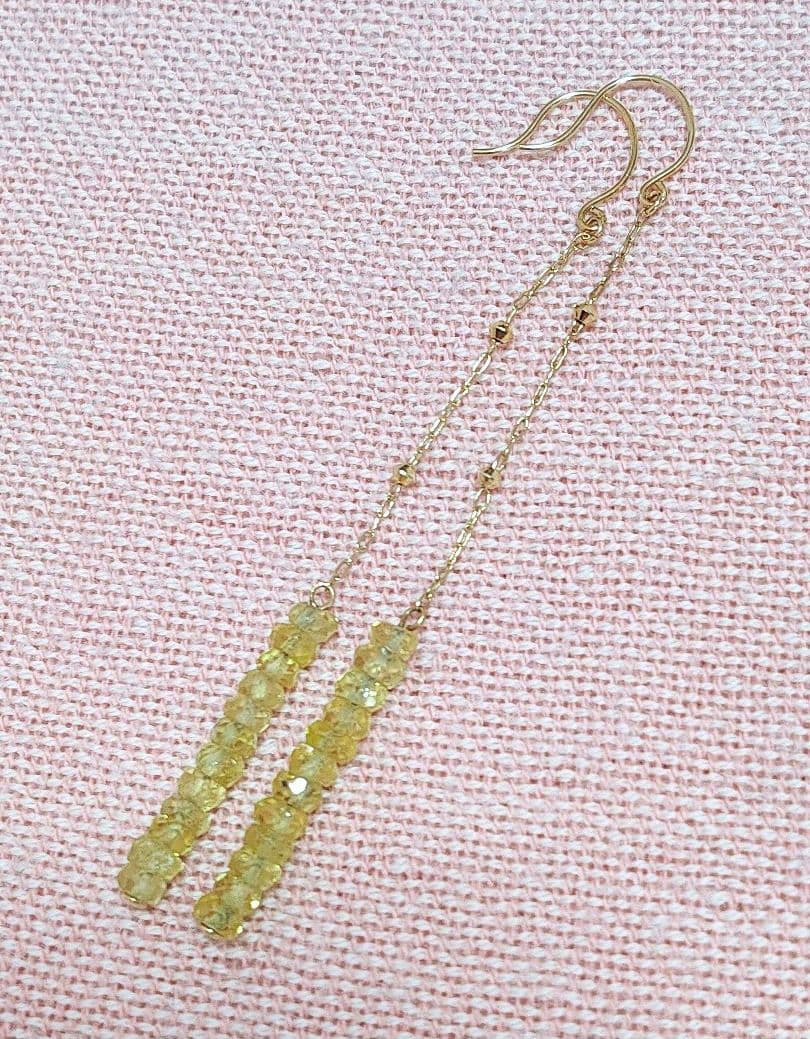 未使用品 k18 天然イエローサファイア ピアス