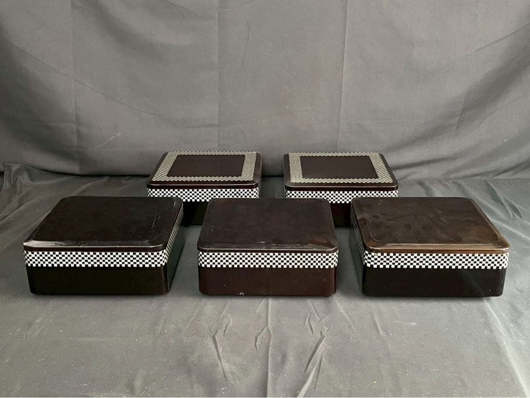 時代漆器 市松蒔絵 黒塗 内梨地 五段重箱 二枚蓋 合蓋三枚付 共箱 / 輪島塗