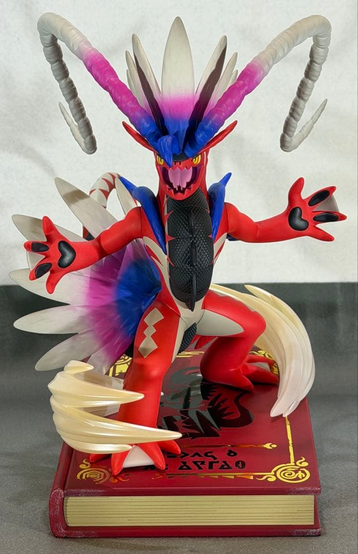 コトブキヤ　ポケセンオリジナル　フィギュア コライドン＆ミライドン　セット