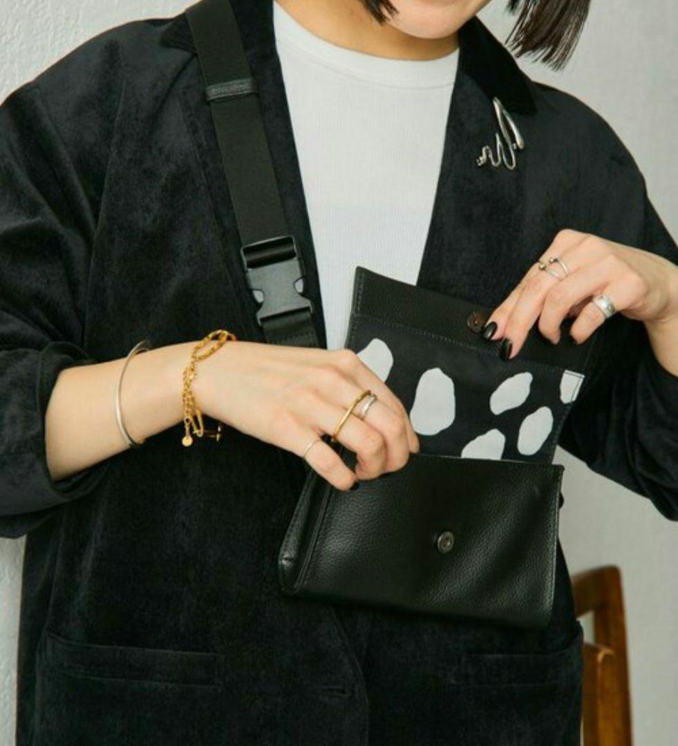 新品未使用 完売品《本革》ミニワイドテープショルダーバッグ