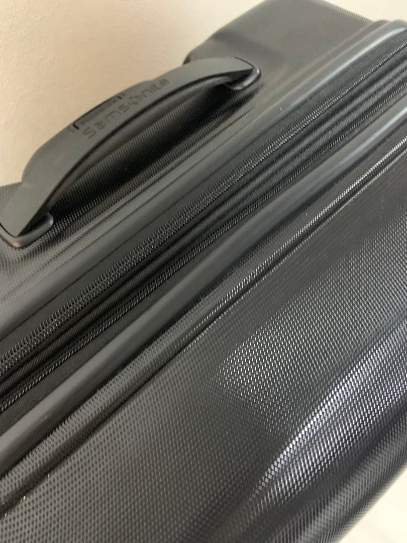 サムソナイト 大型 大容量 スーツケース 拡張機能付き TSAロック 二輪 黒