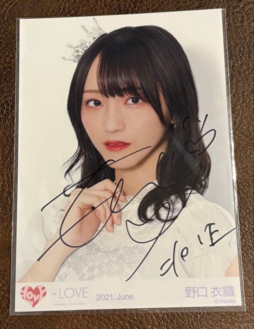 ま*れ様 ＝LOVE 野口衣織 武道館 プリンセス衣装 直筆 サイン ヨリ