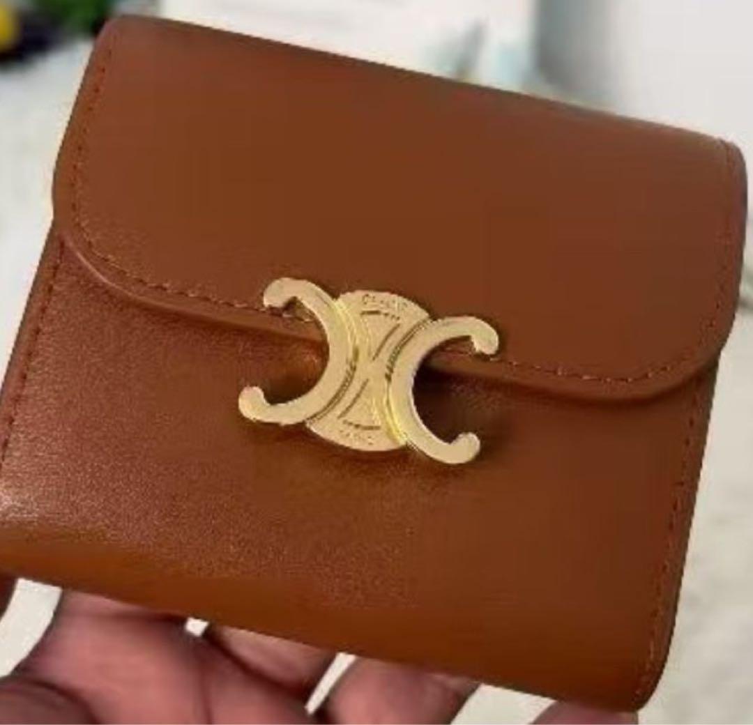 セリーヌ（CELINE）二つ折り財布