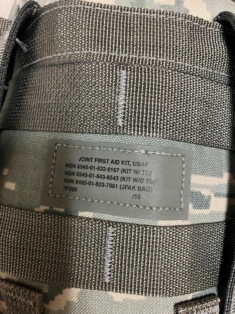 ミリタリースタイル　ARMY ファーストエイドキット　ターニケット