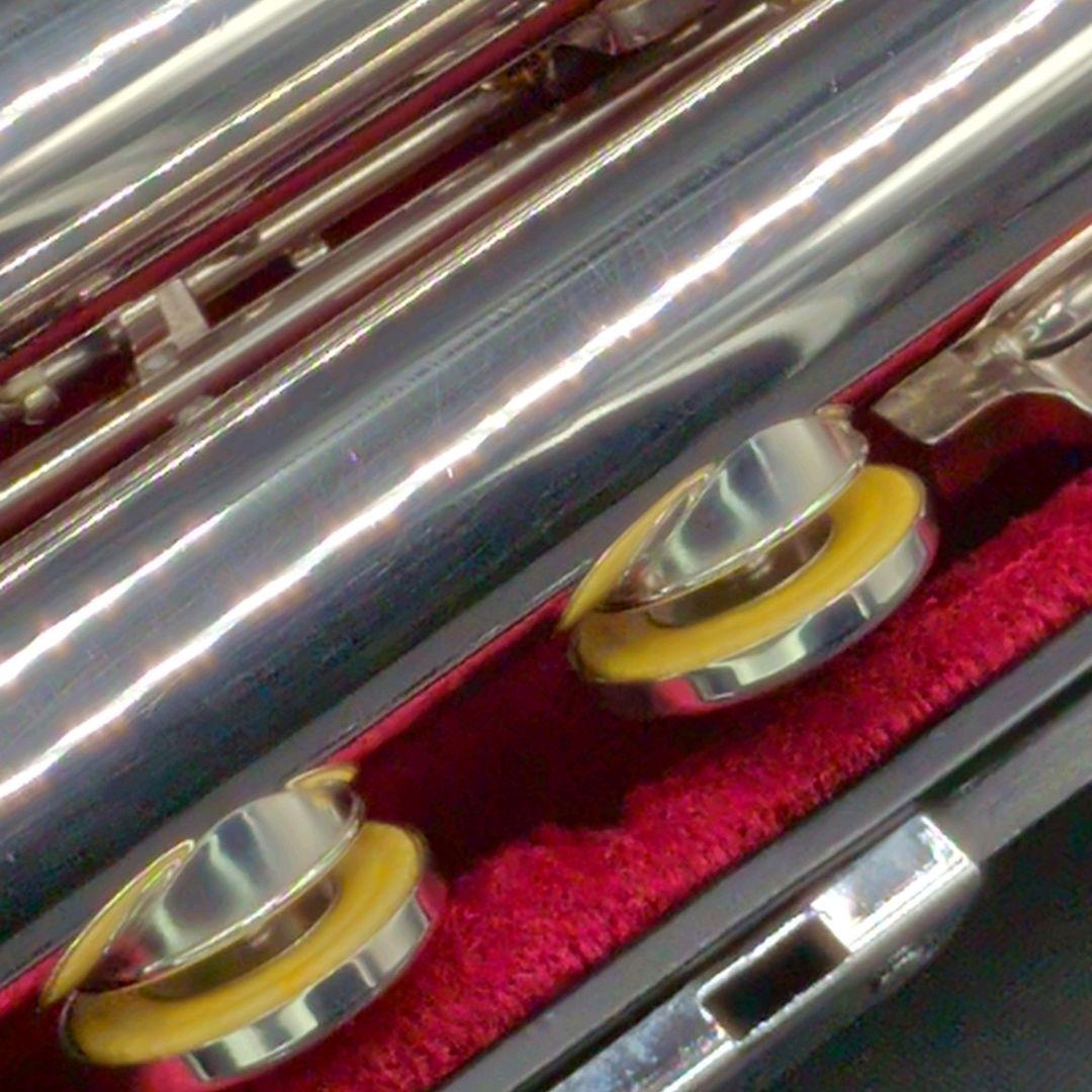 フルート　調整済　ヤマハ　YFL211S（Eメカ.銀メッキ仕様）　美品