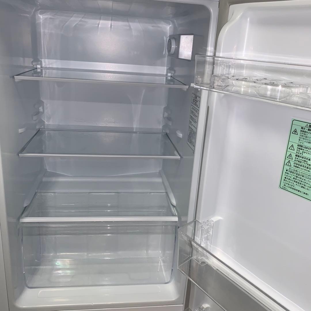 11h35. Hisense 120L 冷蔵庫 HR-B1202 2021年製