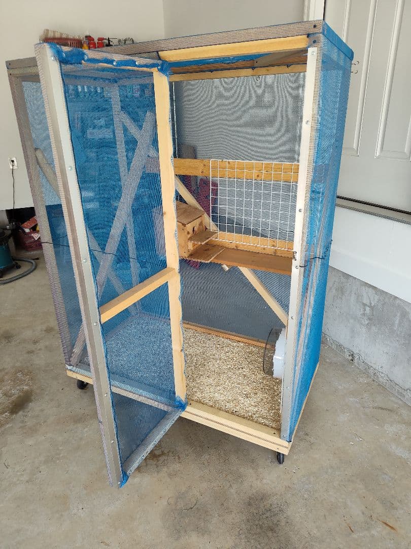 大型ケージ 木製フレーム 青メッシュ