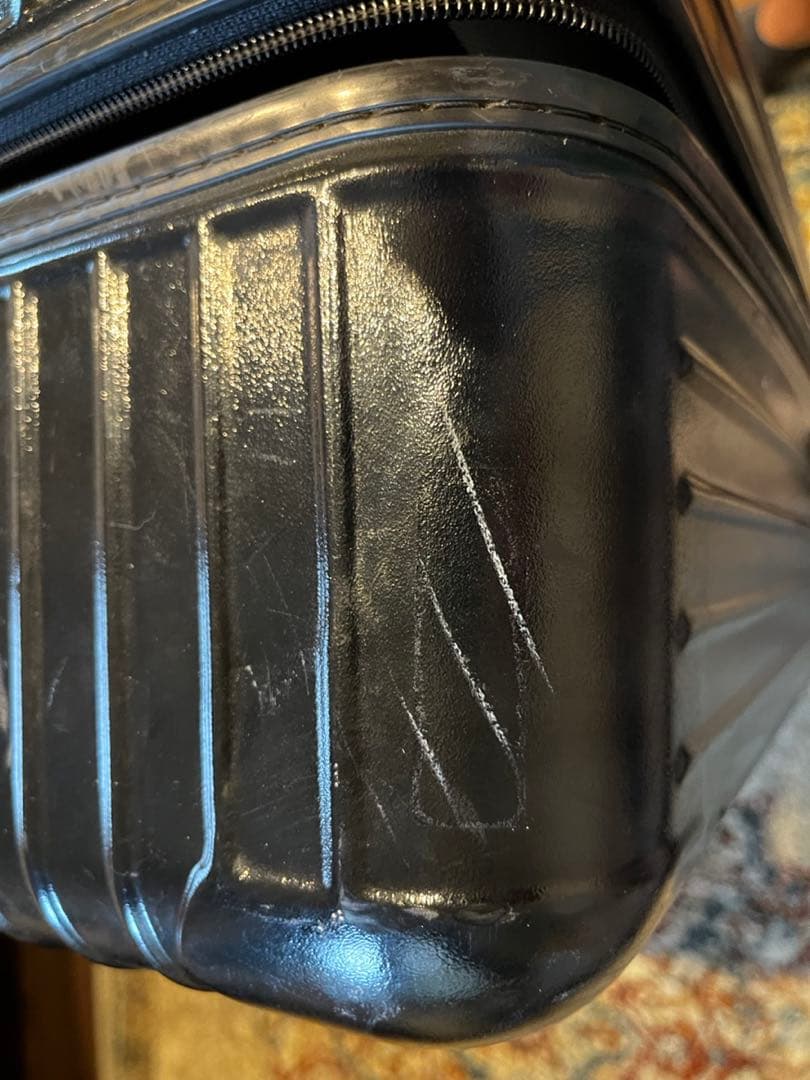 リモワスーツケース 104L