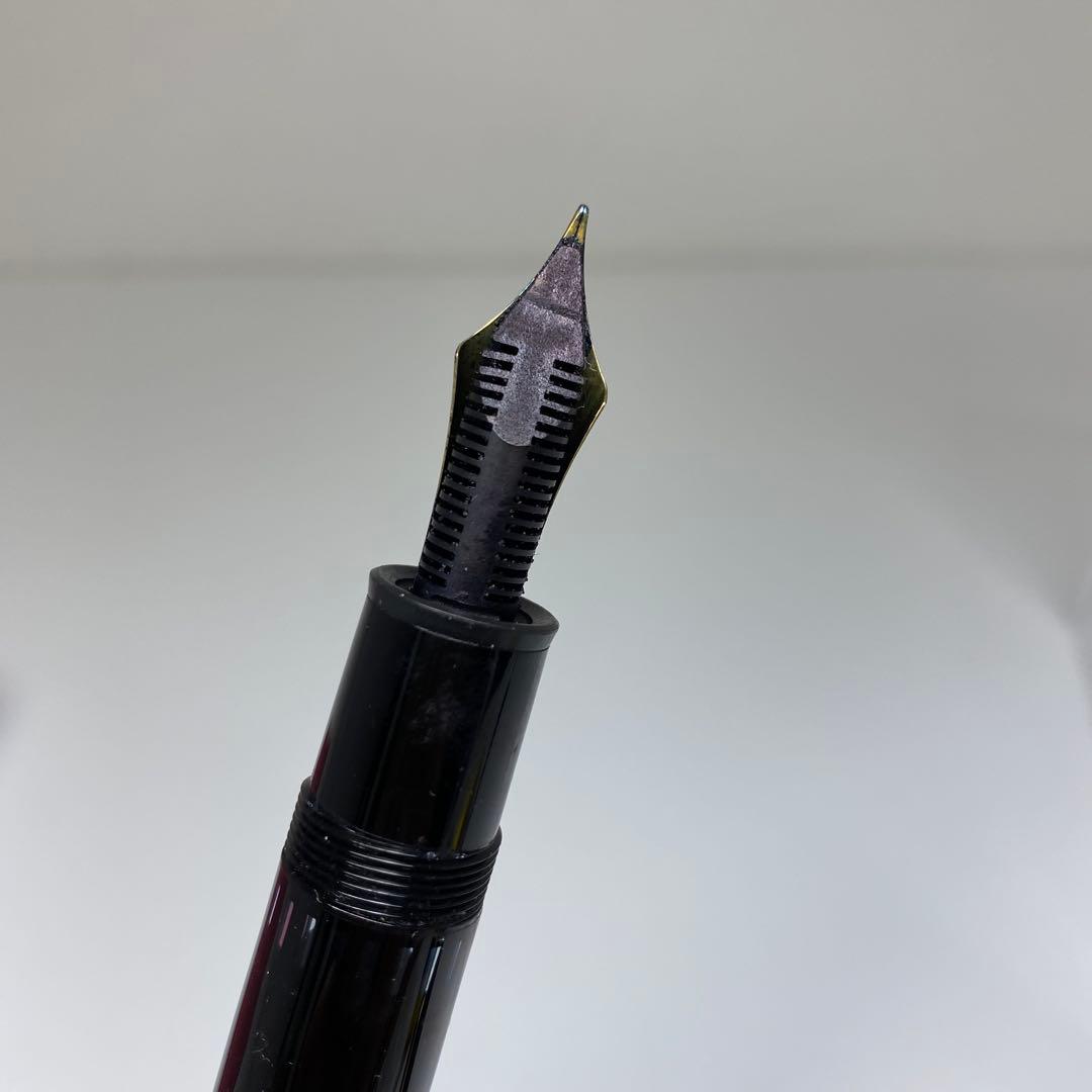 Mont Blanc マイスターシュテュック　ペン先14C 585 万年筆