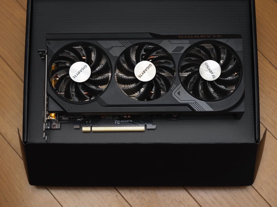 グラフィックボード・グラボ・ビデオカード GIGABYTE GEFORCE RTX 4070 12GB