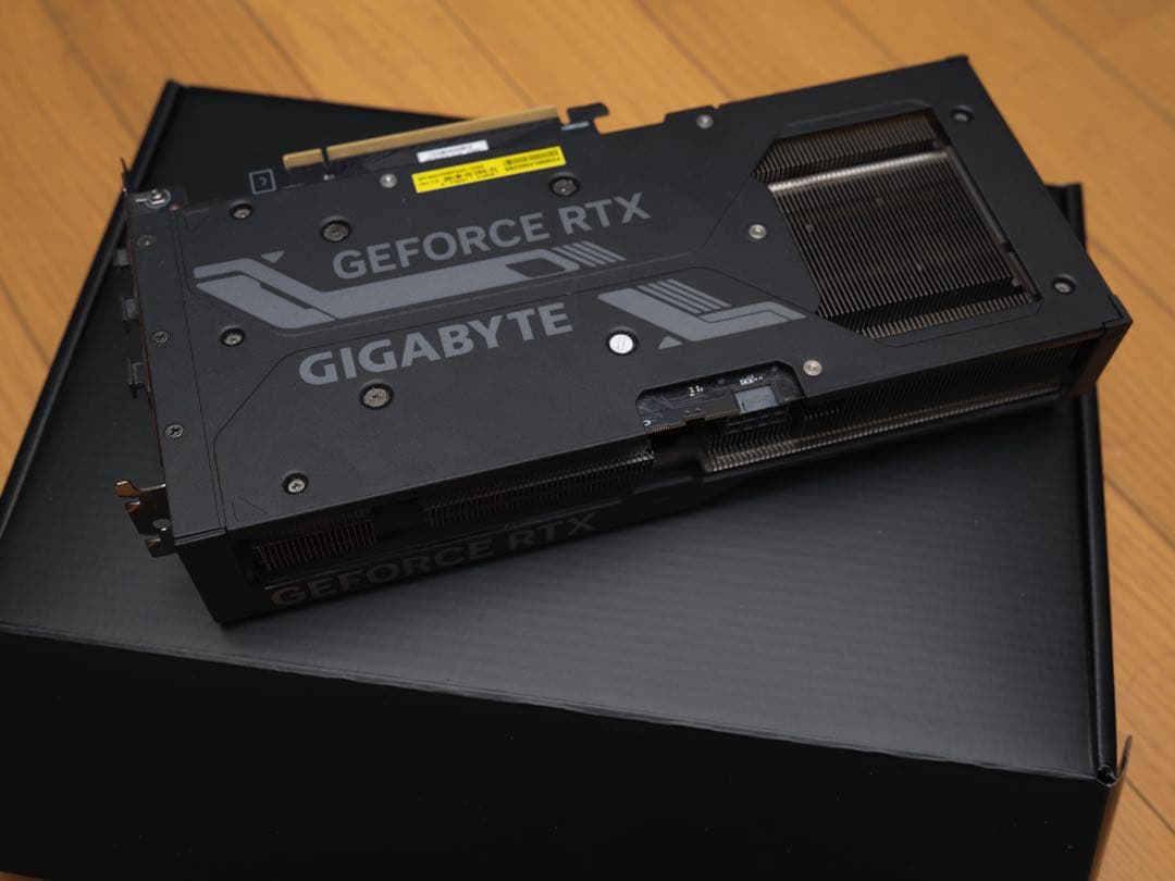 グラフィックボード・グラボ・ビデオカード GIGABYTE GEFORCE RTX 4070 12GB