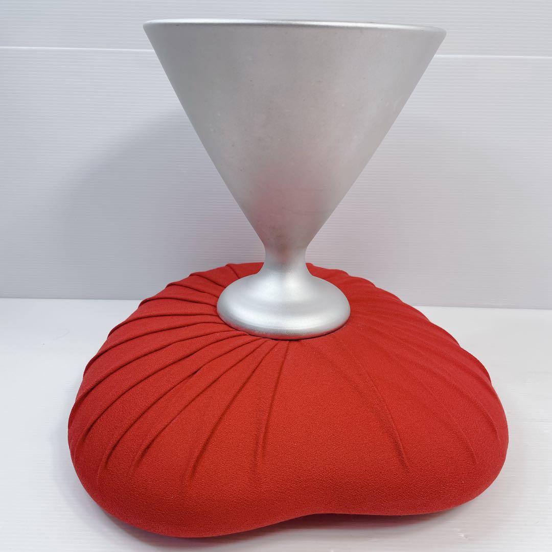 IDEE MEBAE（めばえ）スツール　岡本太郎デザイン