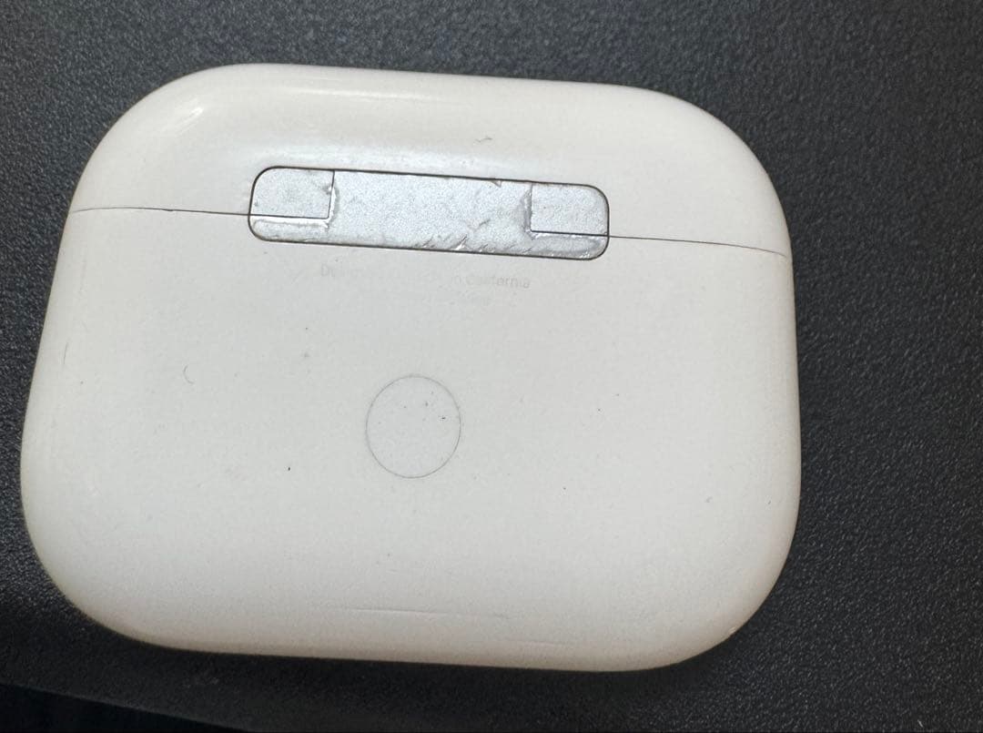 Airpods pro 第2世代　Lightningケース