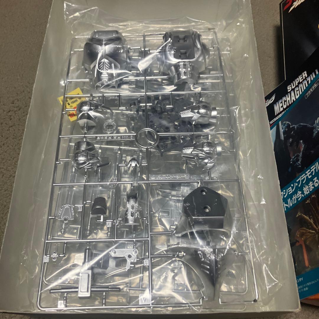 メカゴジラ　プラモデル
