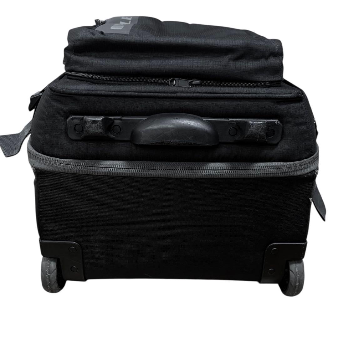 バッグ OAKLEY Works Combo Roller Travel Bag