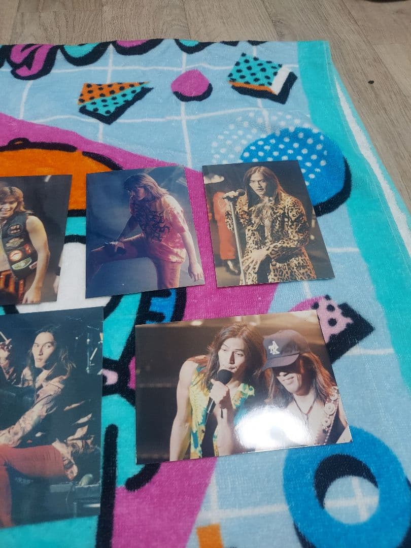 B'z　稲葉浩志　18枚　1994ツアー　タバコ　ロン毛　バラ売り○