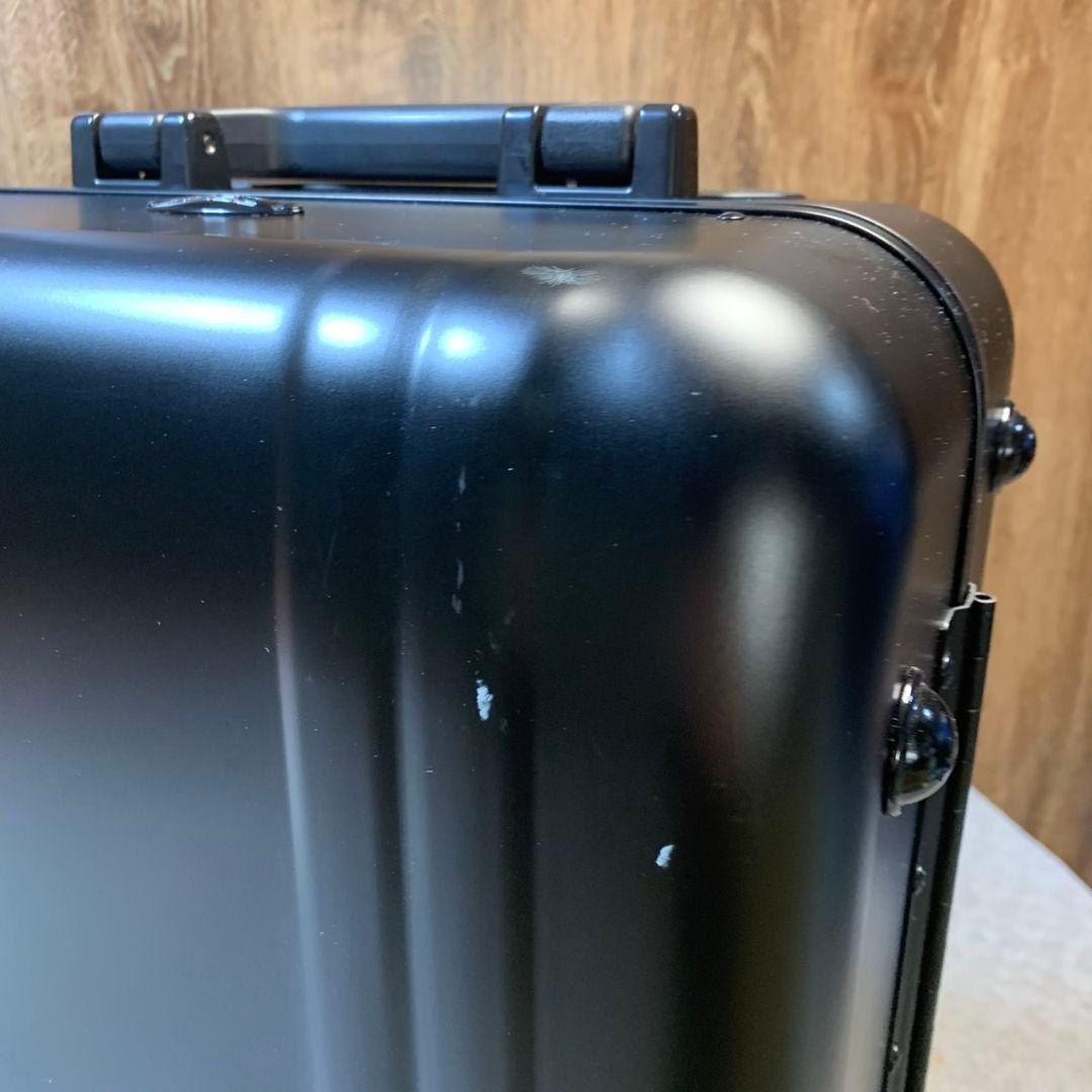 J921 ZERO HALLIBURTON 機内持込可 キャリーケース