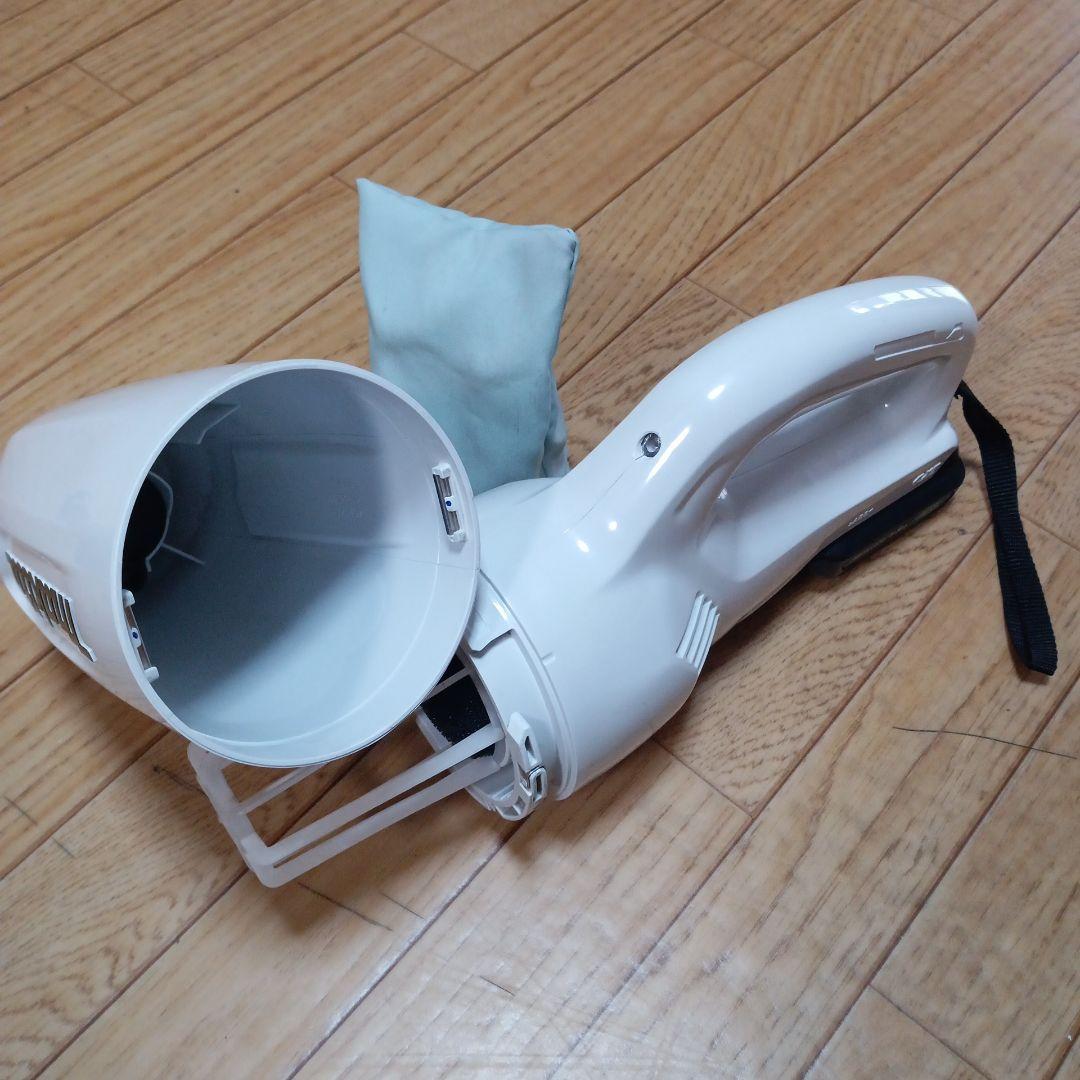 マキタ10.8V充電式クリーナーCL106FD 純正バッテリー、充電器付