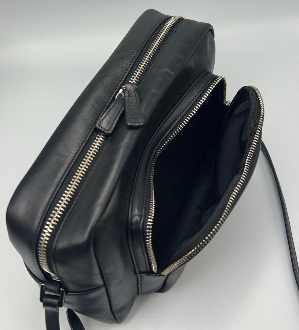 美品✨agnes b.アニエスベー　カメラバッグ　ショルダー レザー　ブラック