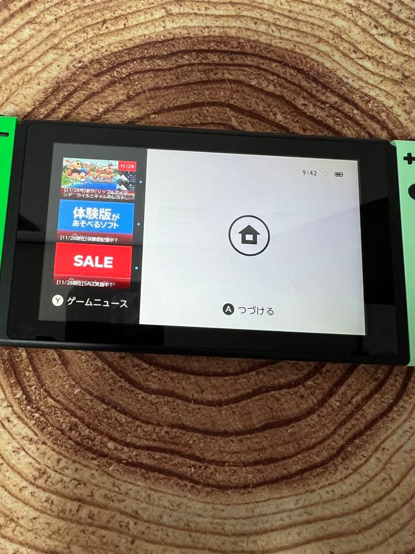 Nintendo Switch ニンテンドースイッチ本体　GRN/MGRN箱無し