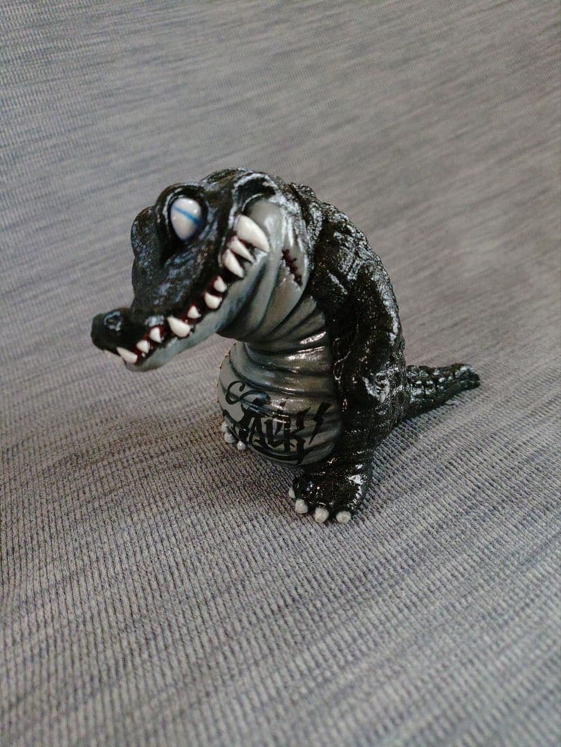 カゲマルデザイン　人喰いワニ　クロちゃん　ジャックペイントン氏塗装　ワンオフ