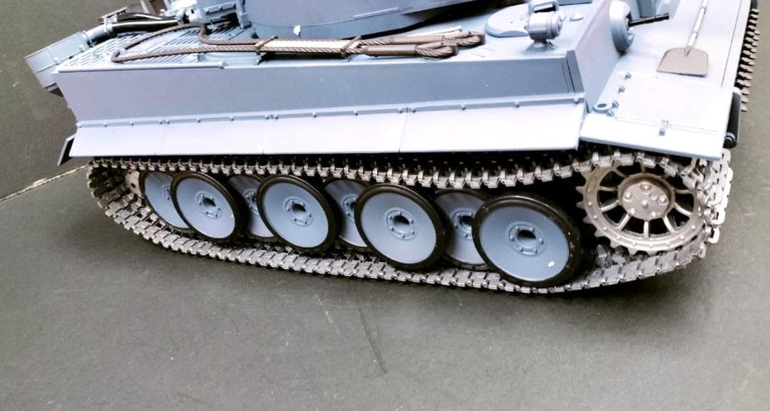 メタルキャタピラ　1/16タイガー戦車ラジコン　3818-upg1