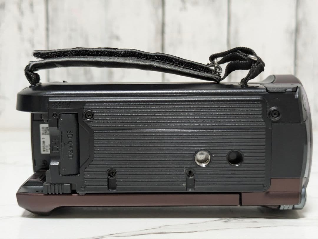 Panasonic　HC-W850M　Wi-Fi機能　SDカード付き