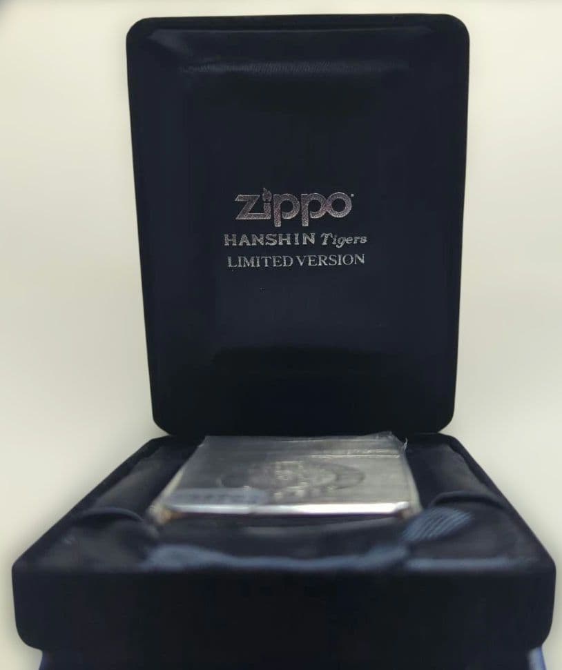 【未開封】zippo / 1941レプリカ阪神タイガース球団立体ロゴ2002年製
