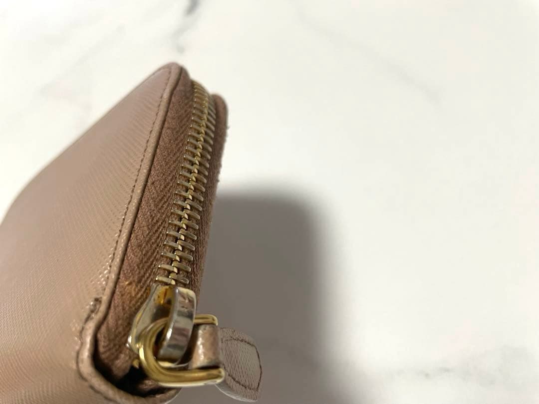 Mammy's room プラダ サフィアーノレザー ケース