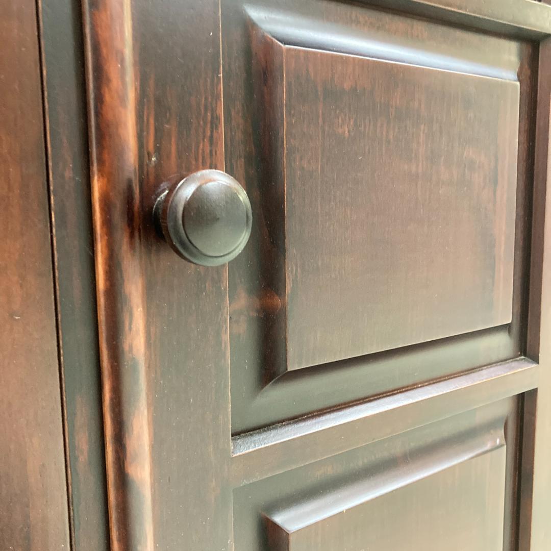 和光　北海道　民芸　キャビネット　サイドボード　椛材　カバ