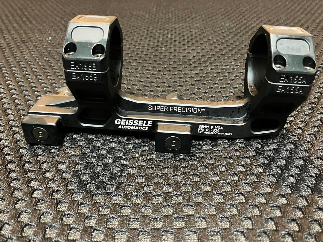 ガイズリー　スコープマウント実物　vortex razor1-6