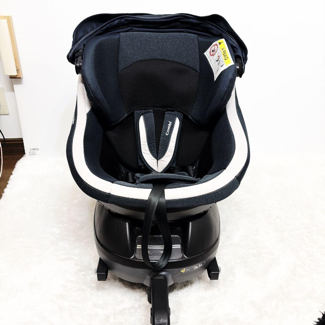美品 Combi コンビ チャイルドシート　ISOFIX JJ800 ネイビー