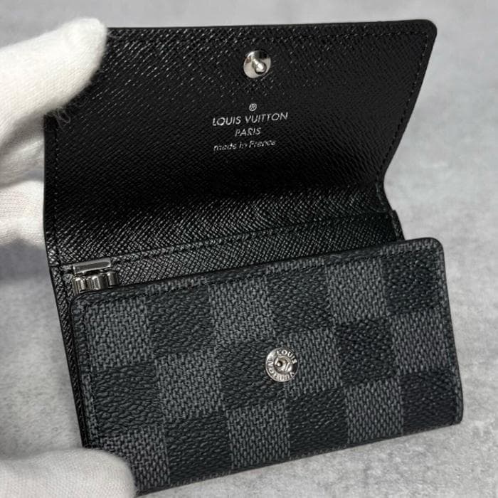 【新品、未開封】Louis Vuitton ダミエ・グラフィット キーケース