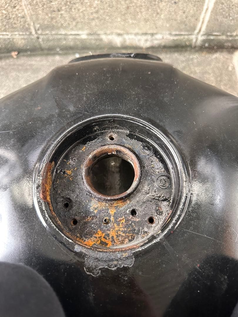 YAMAHA xjr400 4hm 前期　タンク　送料無料　即日配送