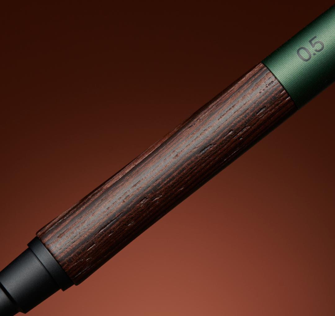 三菱鉛筆　クルトガウッド　M5-KW 1P 2本セット　0.5㎜　新品です