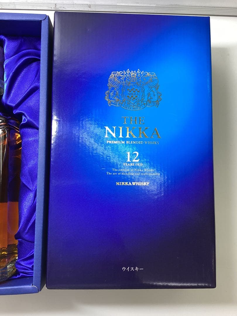 ハ*ー様 NIKKA 12年 プレミアムブレンドウイスキー　700ml 43%