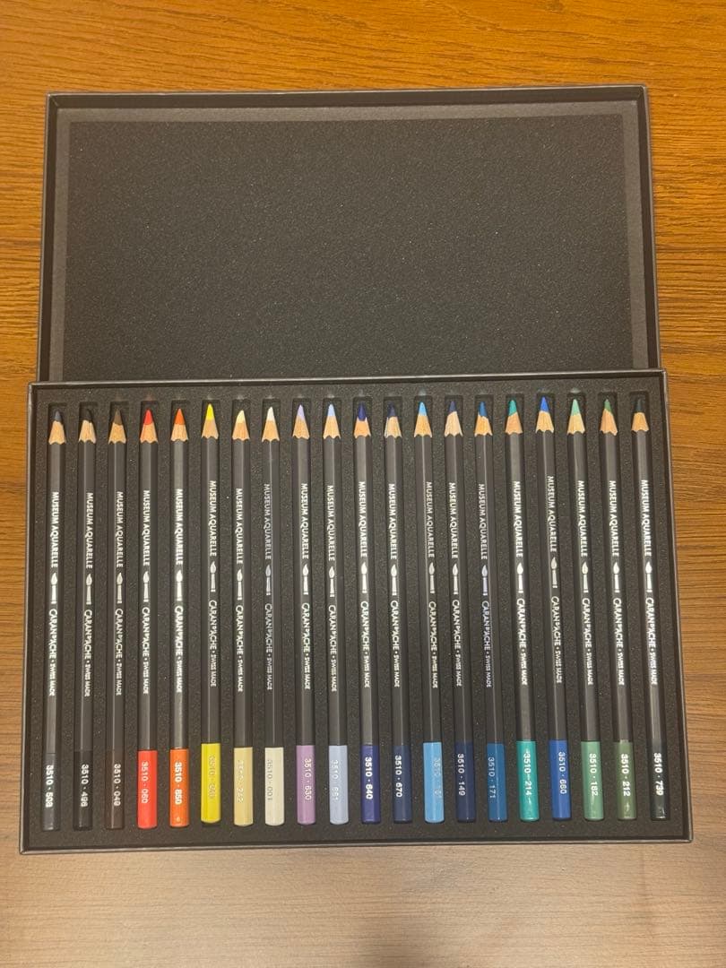 カランダッシュ ミュージアムアクアレル 水溶性色鉛筆 マリン 20色セット