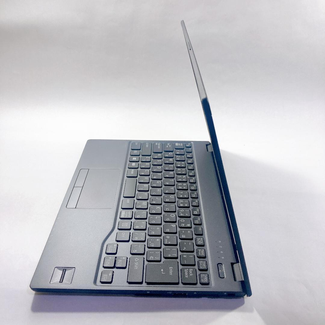 w104✨美品/超軽量/爆速 SSD新品/Office付き✨すぐ使えるノートPC