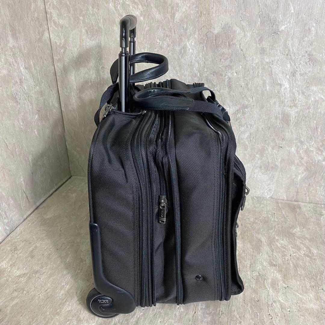 極美品 廃盤モデル TUMI G4.4 26103D4 コンピューターケース付