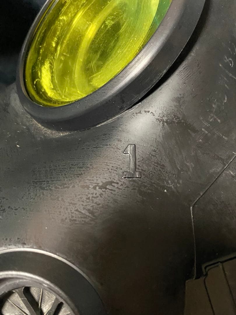 ガスマスク　イギリス軍　S10 中古品