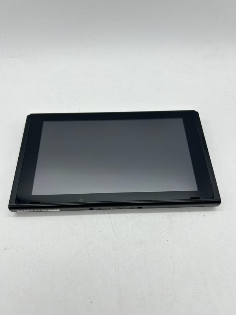 NintendoSwitch スイッチ　本体のみ　動作良好　2019年製7