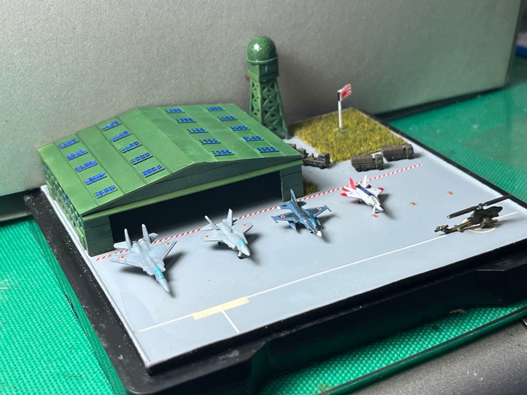 1/700自衛隊基地ジオラマ航空機付
