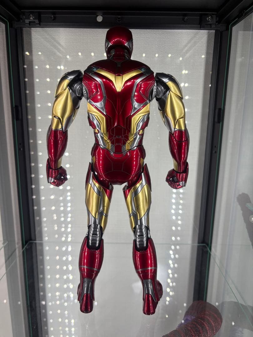 ホットトイズ　アイアンマン マーク85