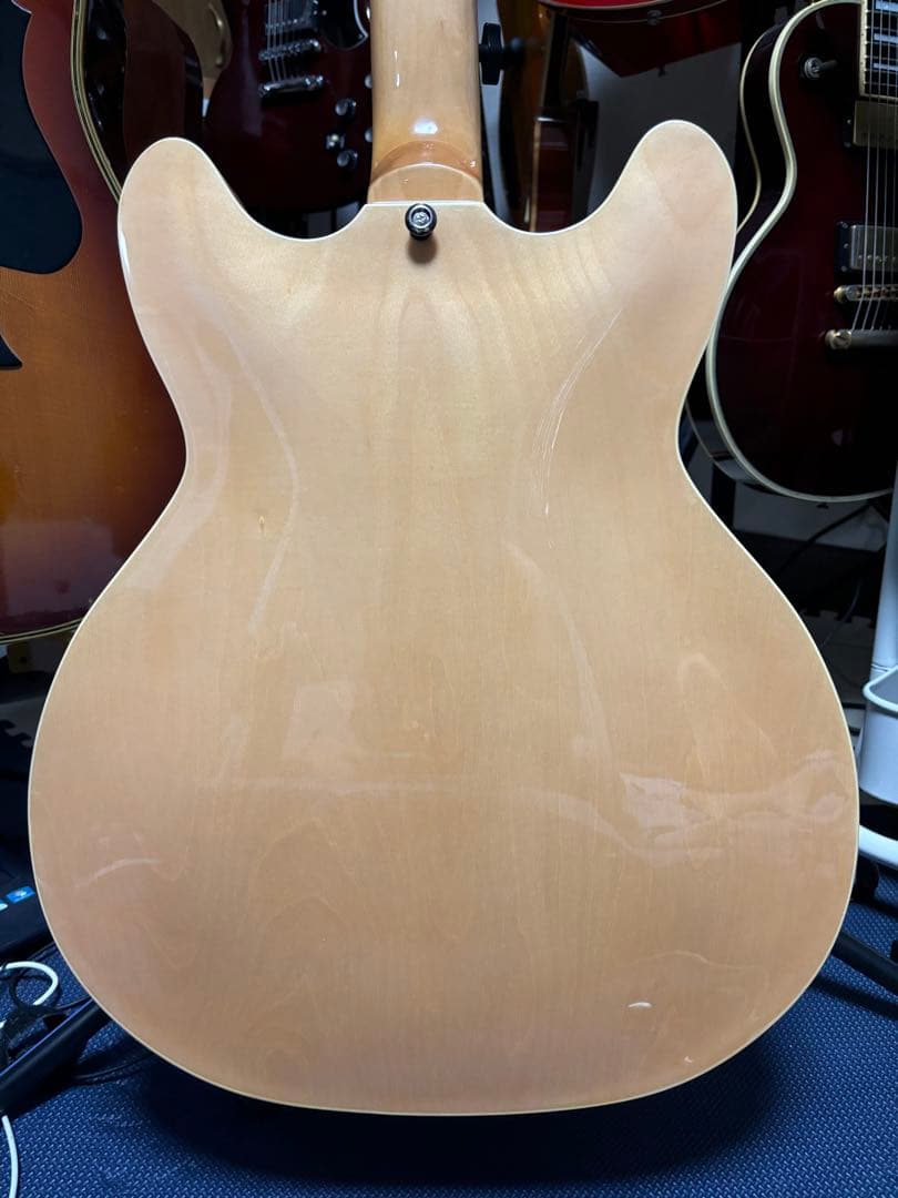 grote セミアコースティックタイプ