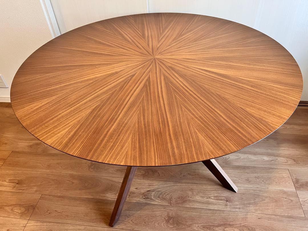 直径120cm(送料込み)ダイニングテーブル|ウォールナット