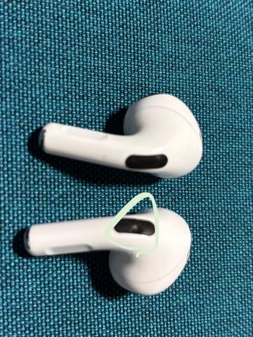 Apple AirPods Pro 2ライトニング 充電ケース付き