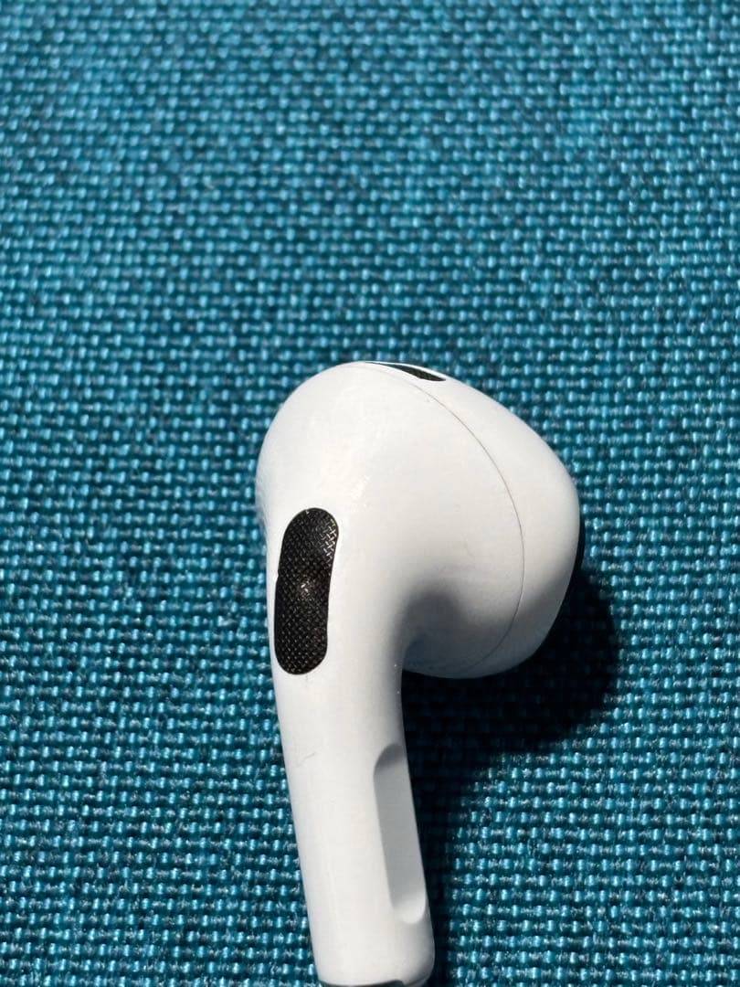 Apple AirPods Pro 2ライトニング 充電ケース付き